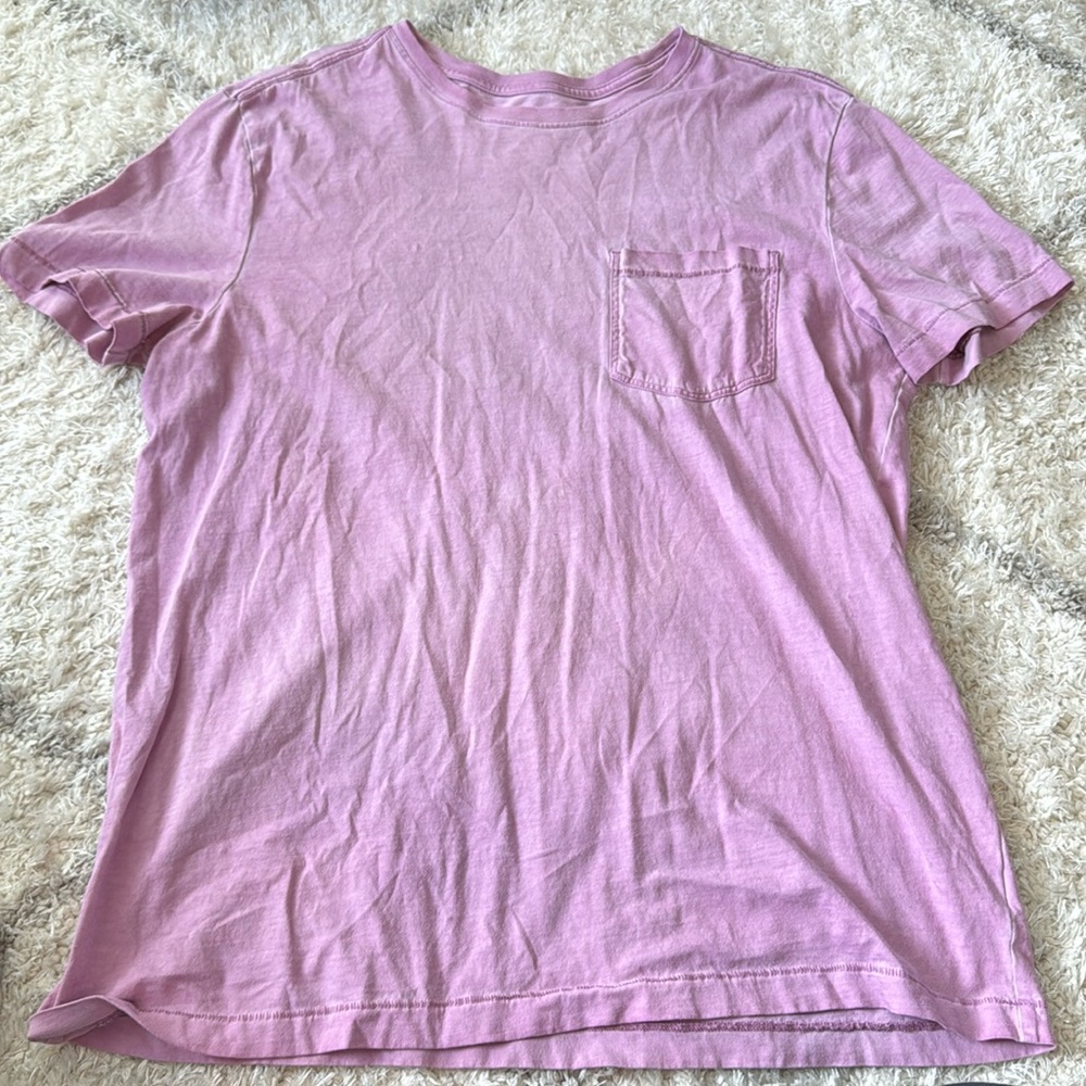 Pink tee